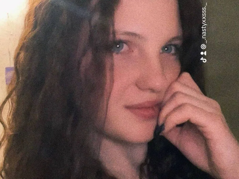 MayClarkyy offline XXX-chatje