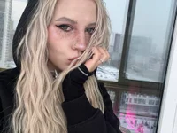 Модель SimonaKaroly