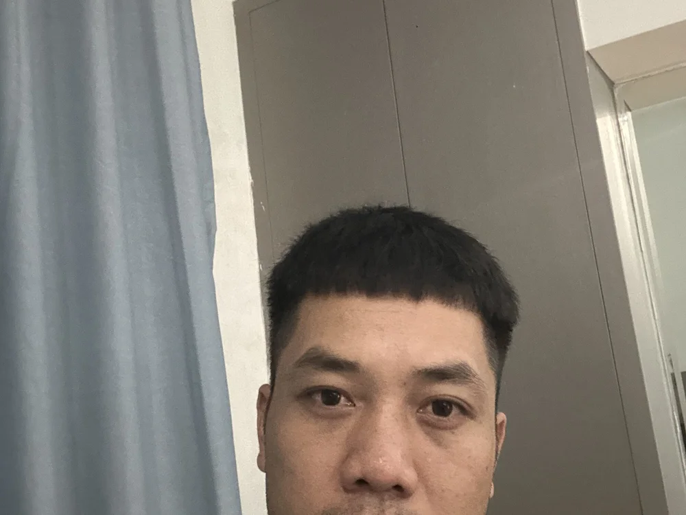 Live-tong's Offline Chat Room