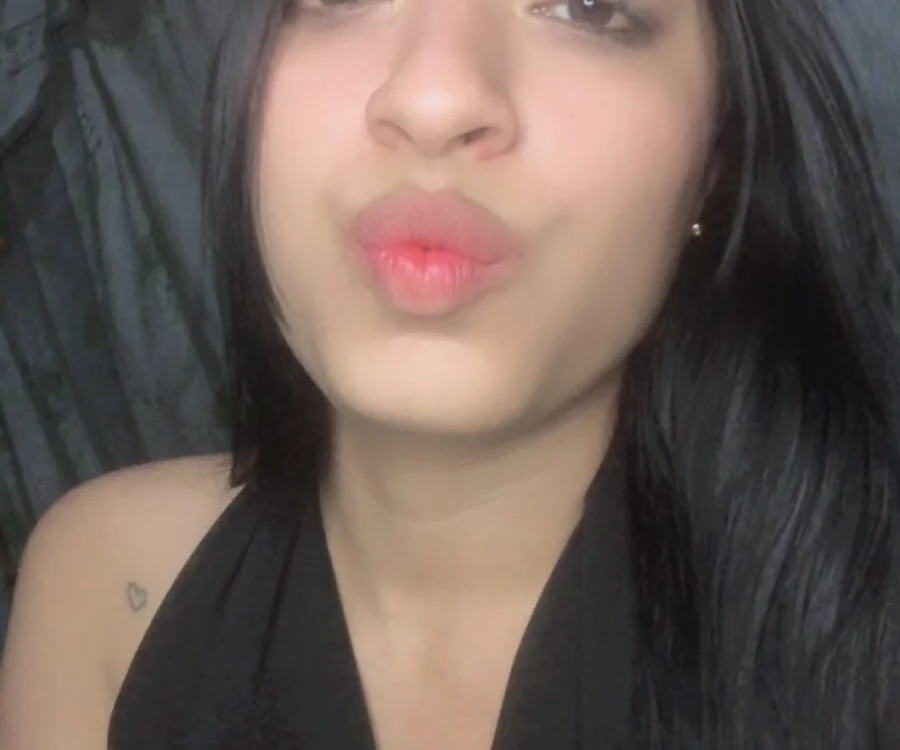 KateKiitty's Offline XXX Chat