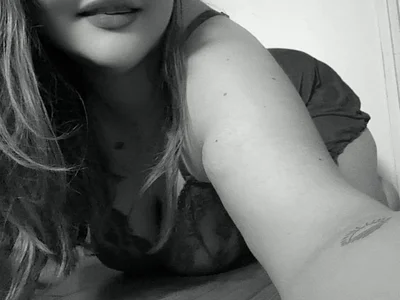 princessm_ — live couple cam