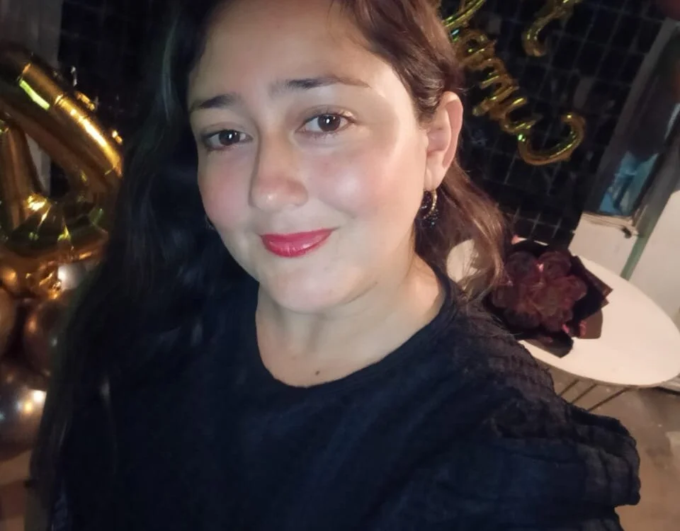 naughty_milf_esmeralda 오프라인 XXX 채팅