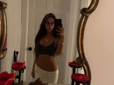 Hangoutwithvanessa - Girl 