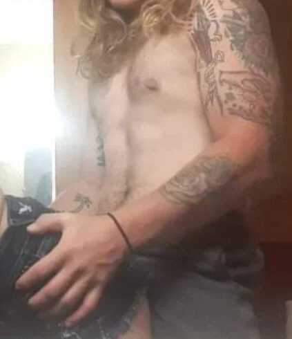 carsoncumz's Offline XXX Chat