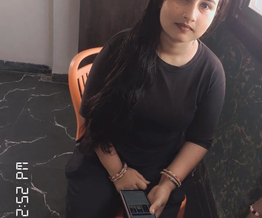 Pooja_Singh_'s Offline Chat Room