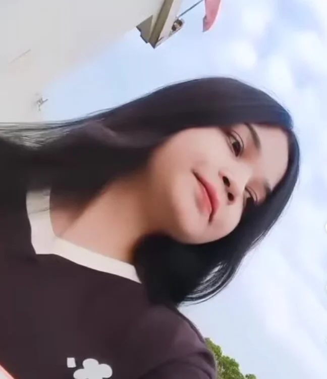 reman_queen's Offline XXX Chat