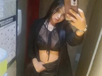 Chat XXX ao vivo de Dione_