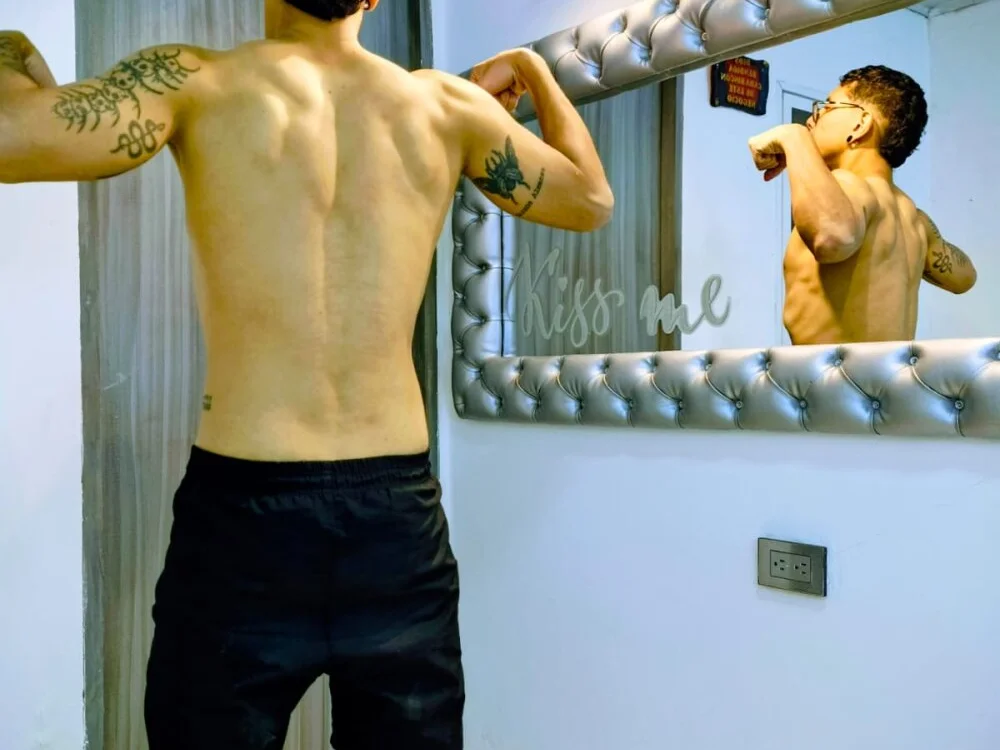 axel_vice offline XXX-chat