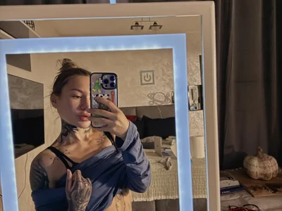 Future_star on StripChat