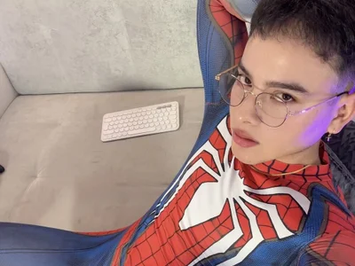 Young_Ben offline XXX-chatje