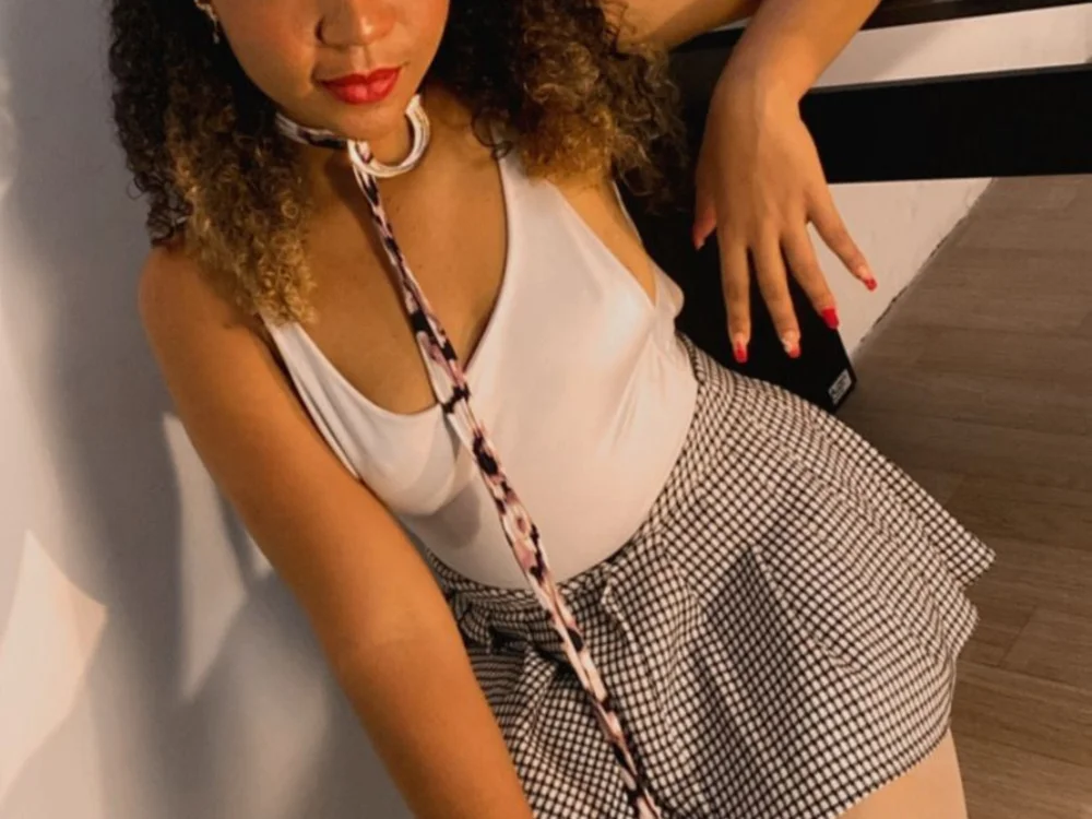 Agatha_Cossio offline chatrum