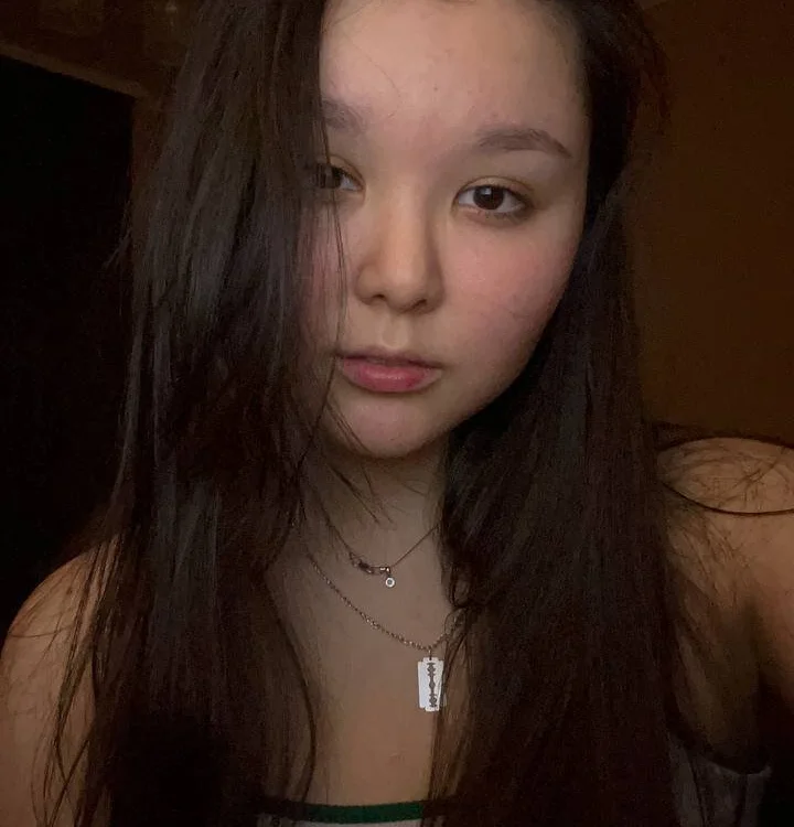 LynnFollin offline chatrum