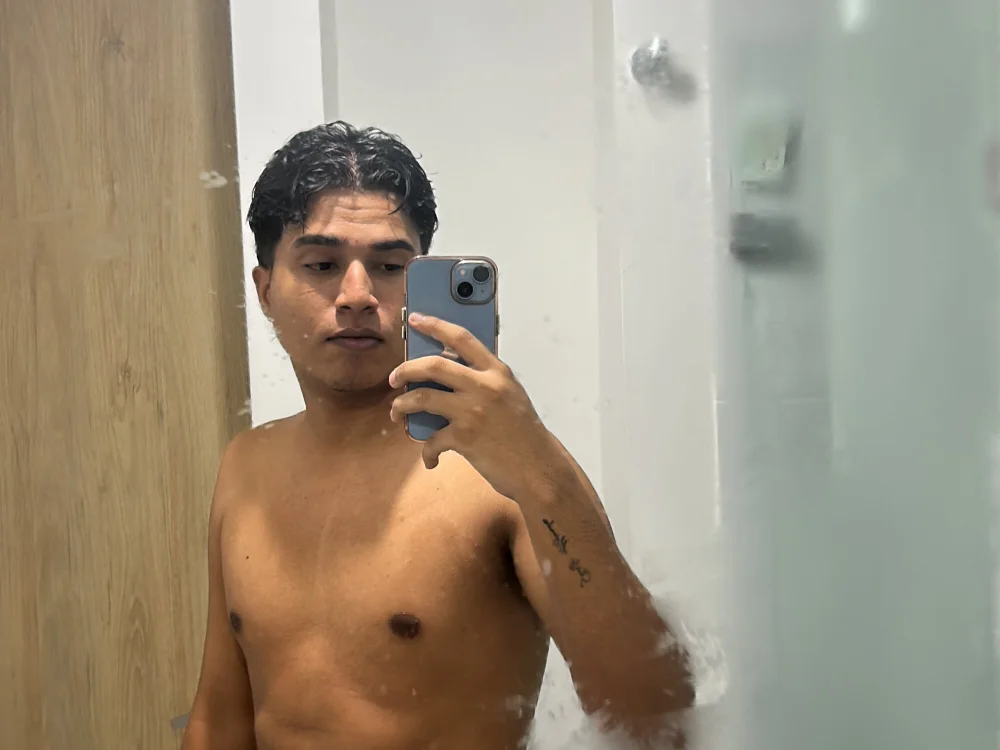 deiv997 Offline XXX-Chat