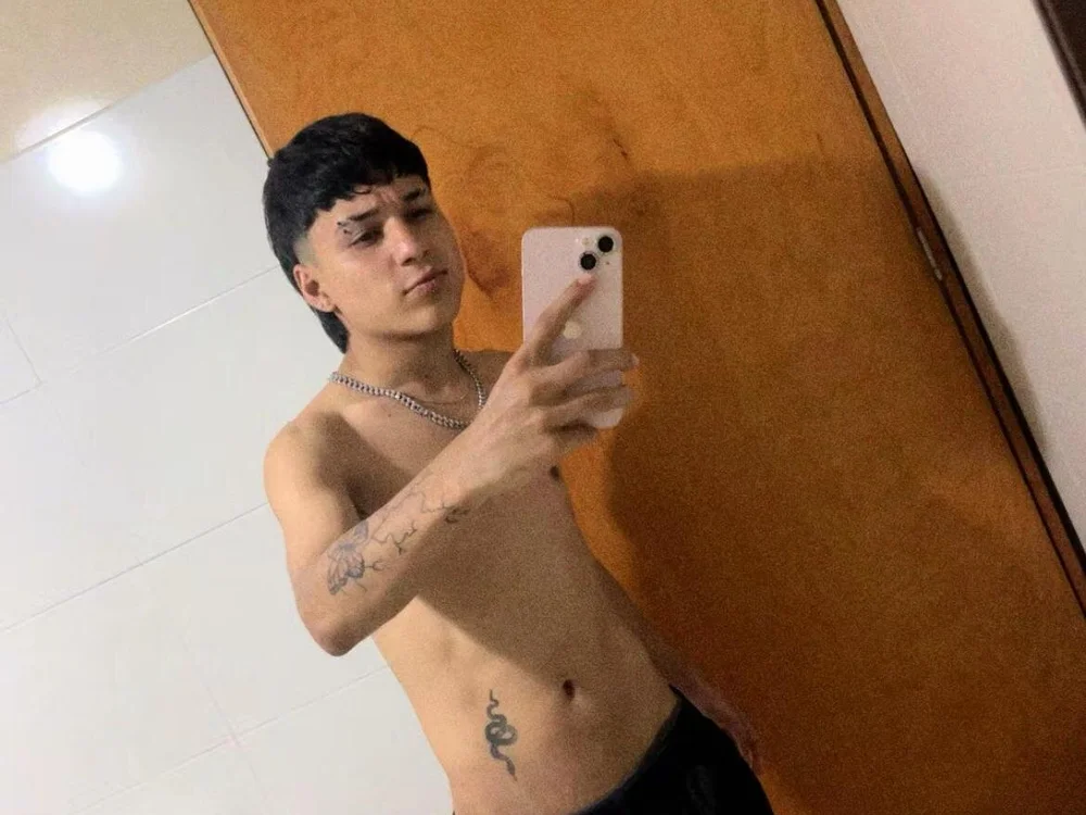 Offline chatovací místnost Cooper_Twink