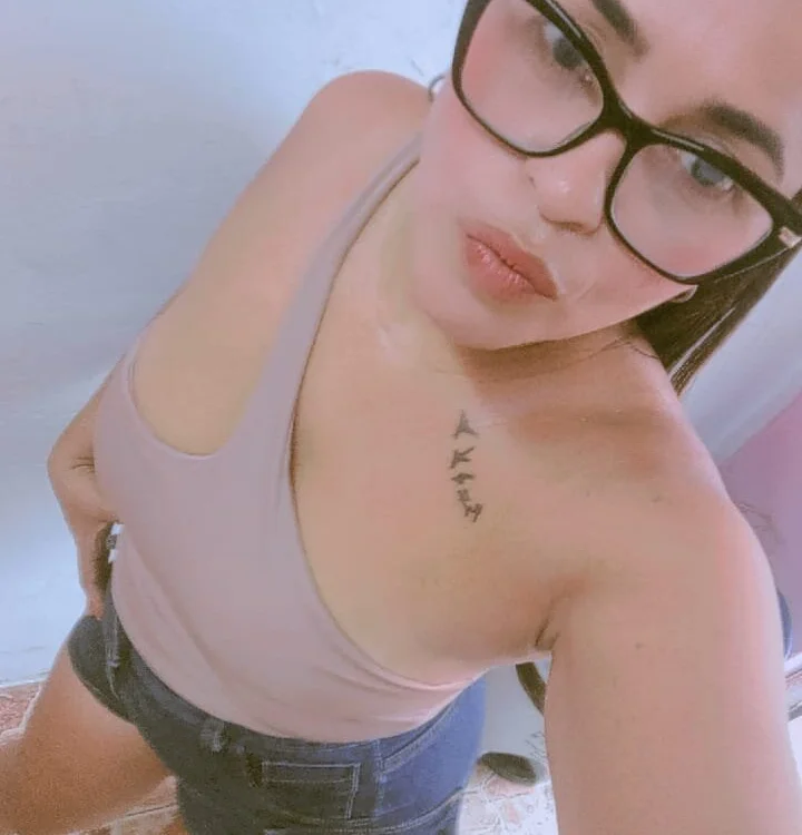 PaulinaWells offline chatrum