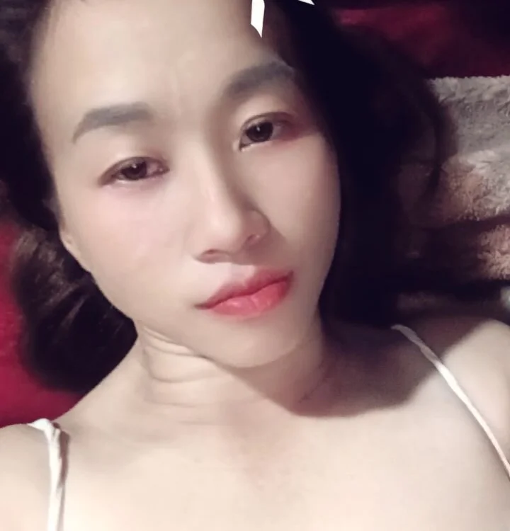 Sunny_6996 離線 XXX 聊天