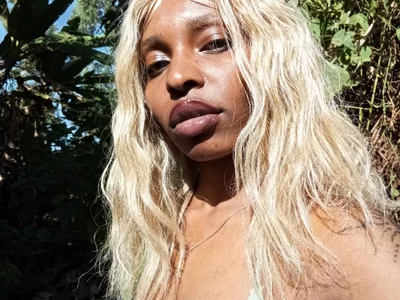 Sista_mary - Girl 