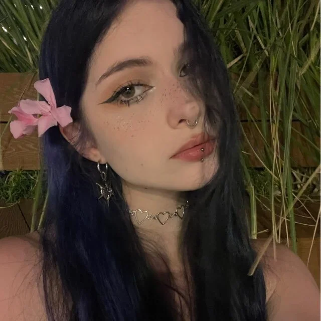 SophiaSlentz offline XXX-chat
