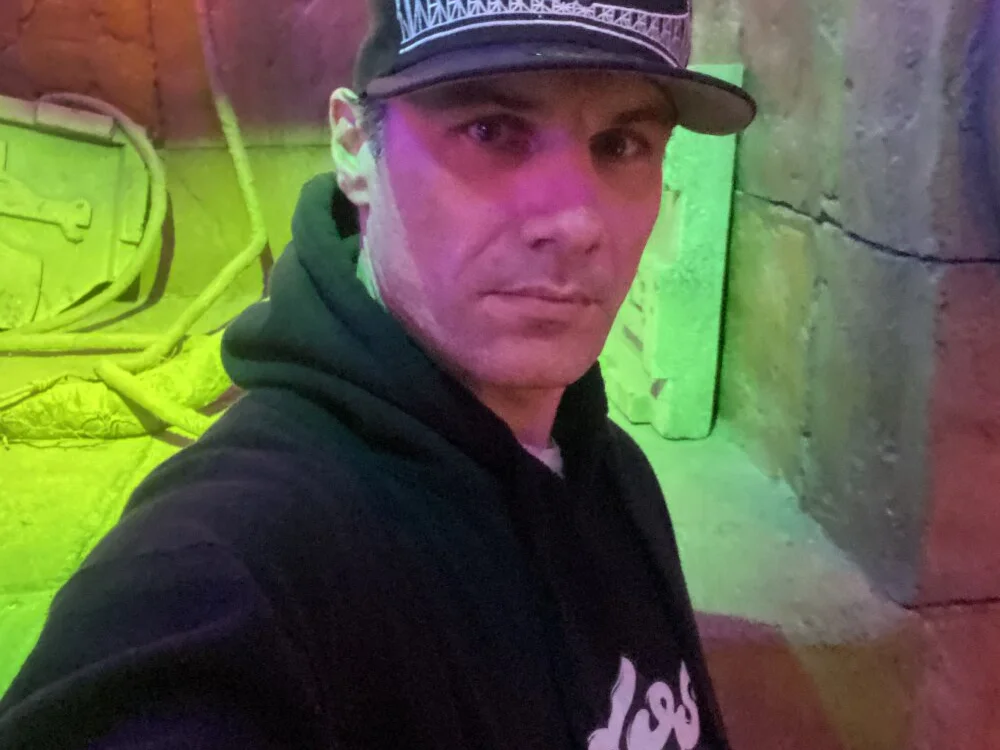 Chat +18 off-line de JetMcCloud