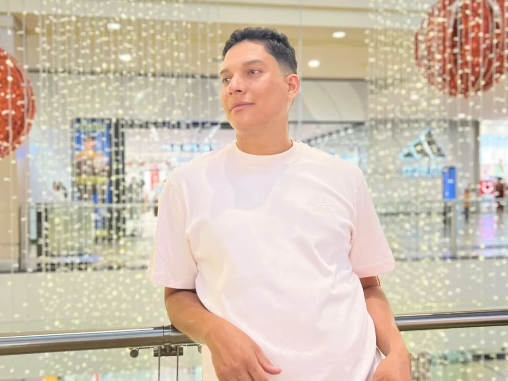 MARCHEKING28's Offline XXX Chat