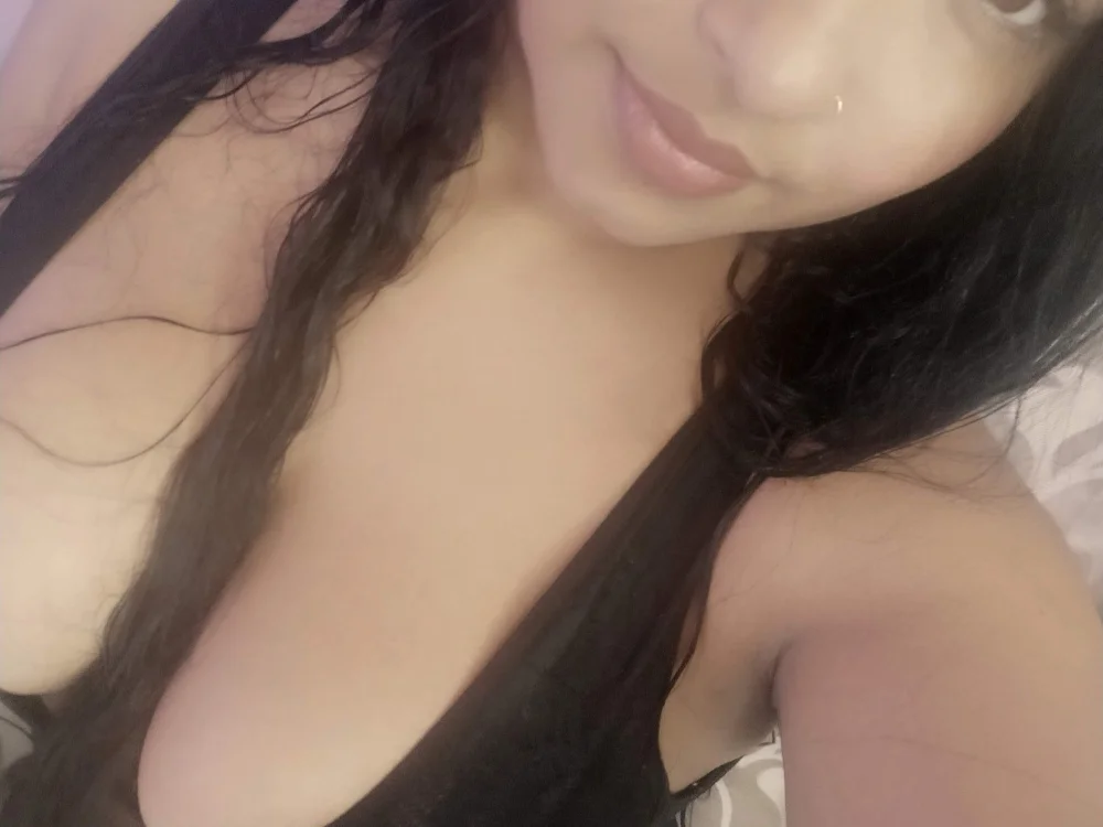 oriana_stonee's Offline XXX Chat