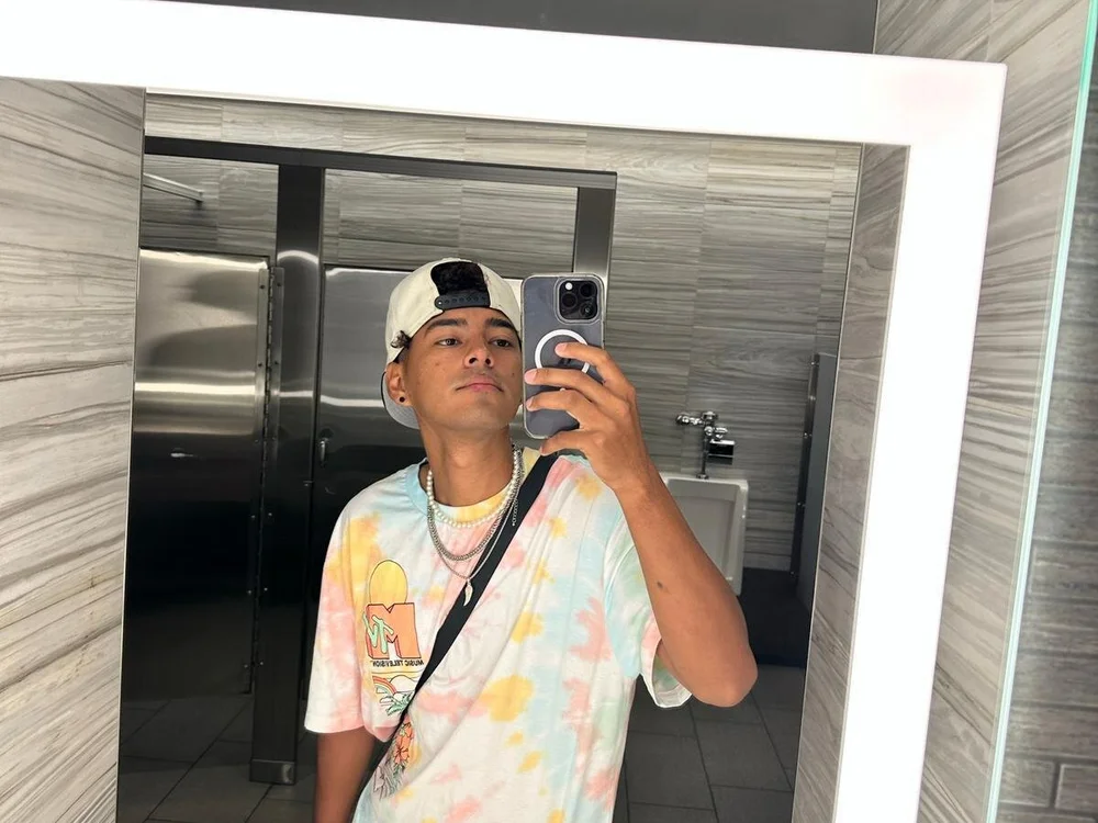 Offline chatovací místnost prettyboy_18