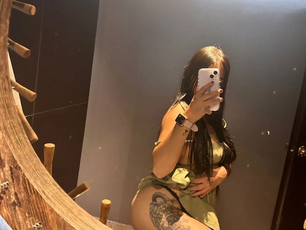 viper777_'s Offline XXX Chat