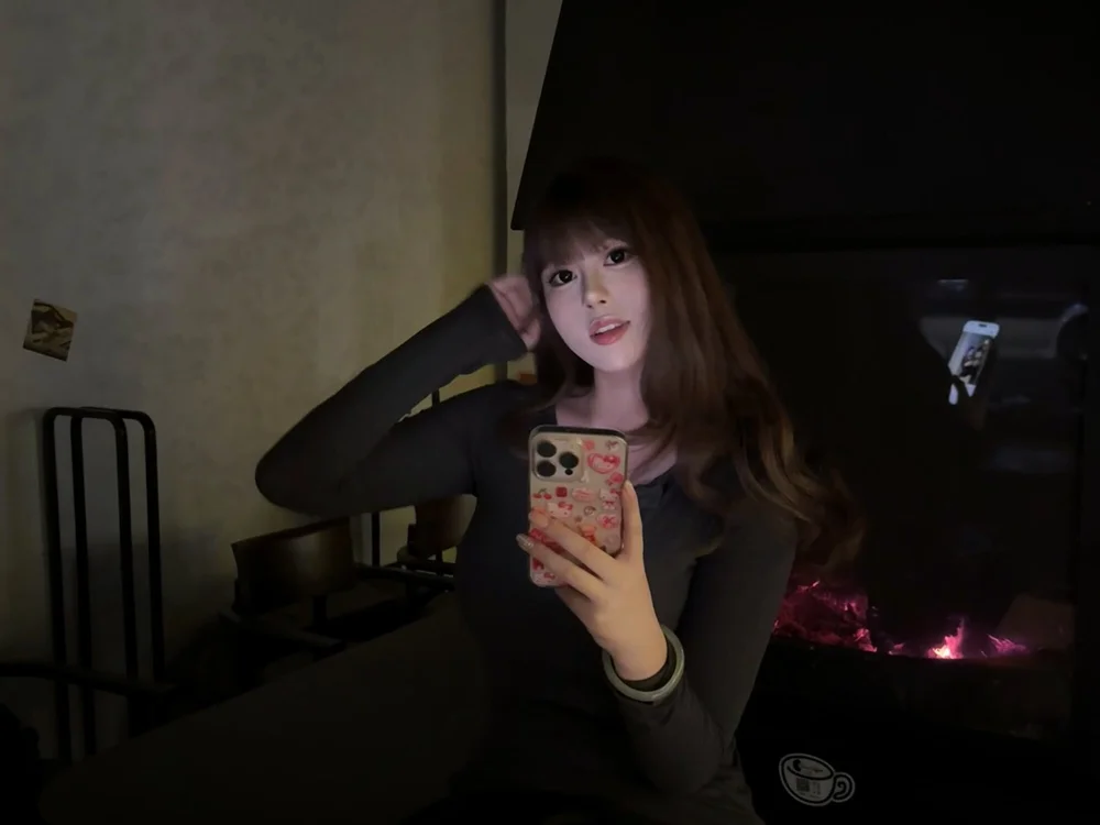 XMW008's Offline Chat Room