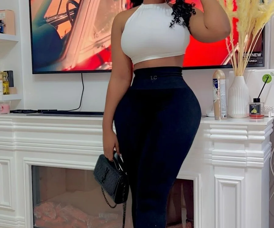 prettynina25 offline chatrum