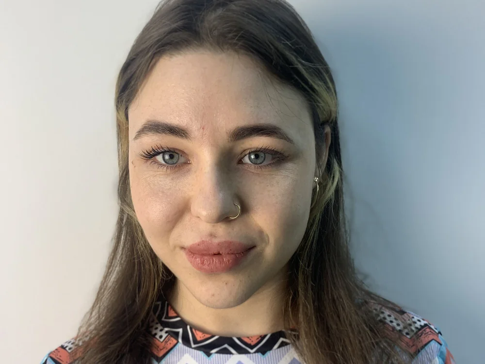 DanielaBondi offline chatrum