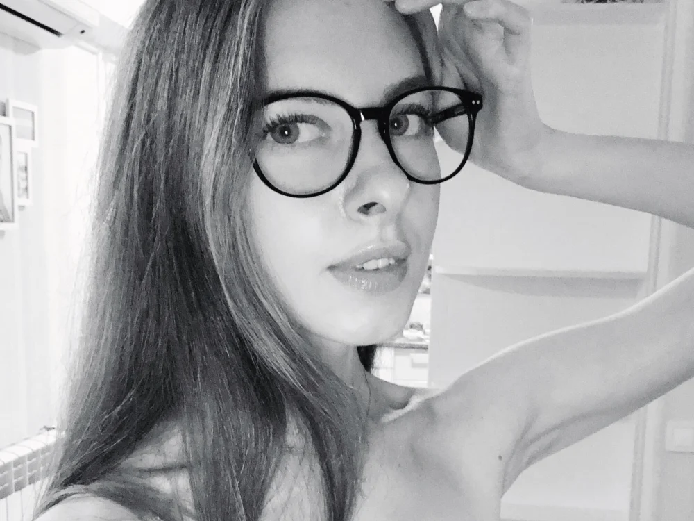 MilaMarion's most recent online preview