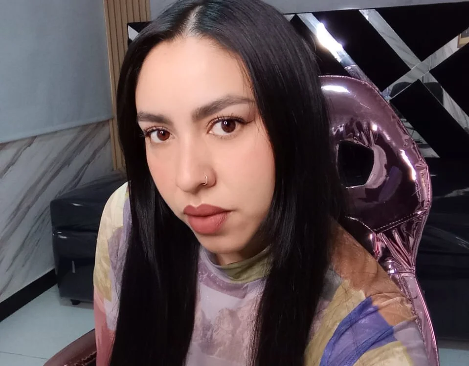 Juliana_henao_v's Offline XXX Chat