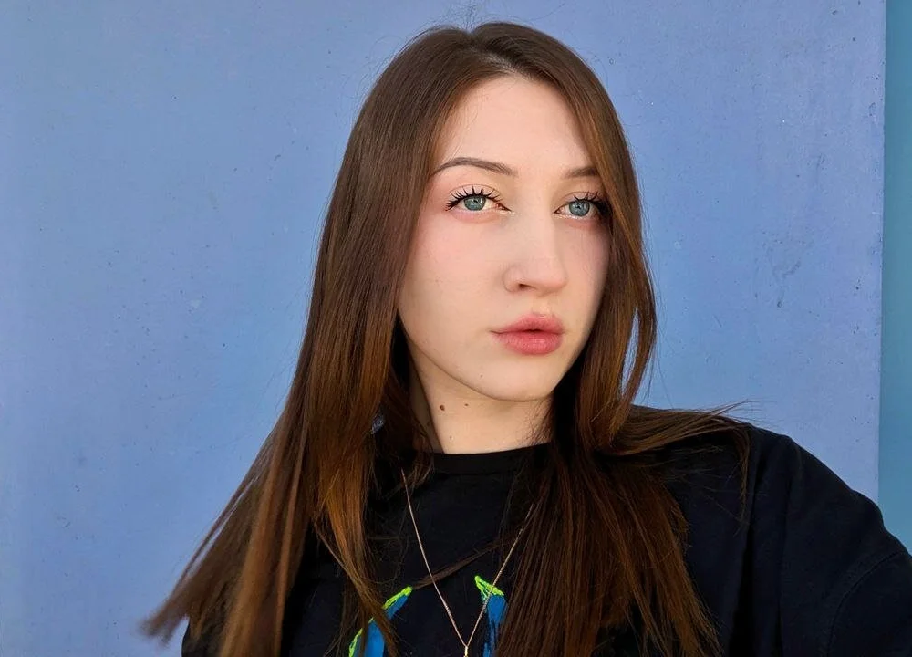 ConstanceFairall's Offline Chat Room