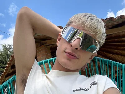 Belami_blake_ Offline XXX Chat