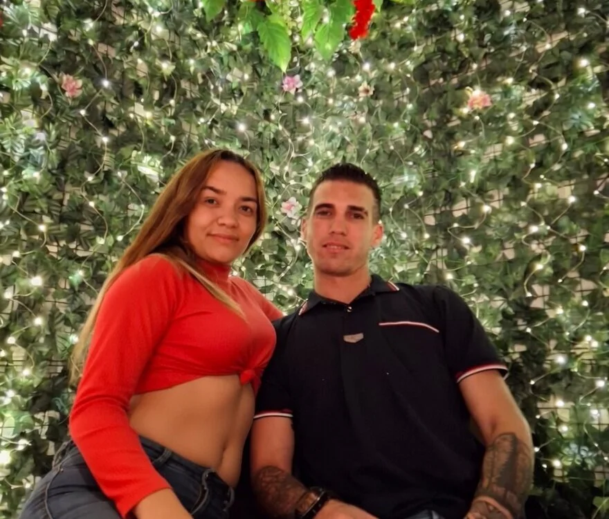 The_Island33's Offline XXX Chat