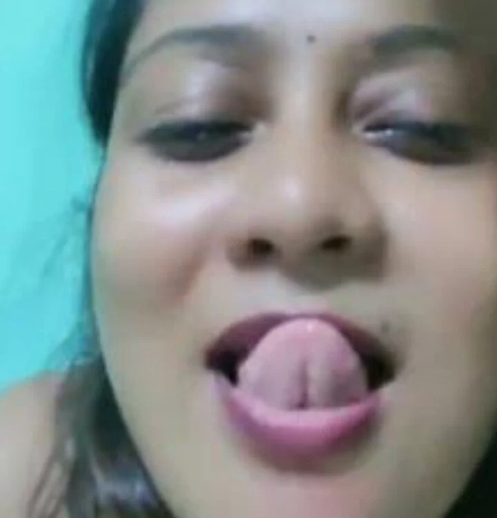 Sexy_girl003's Offline XXX Chat