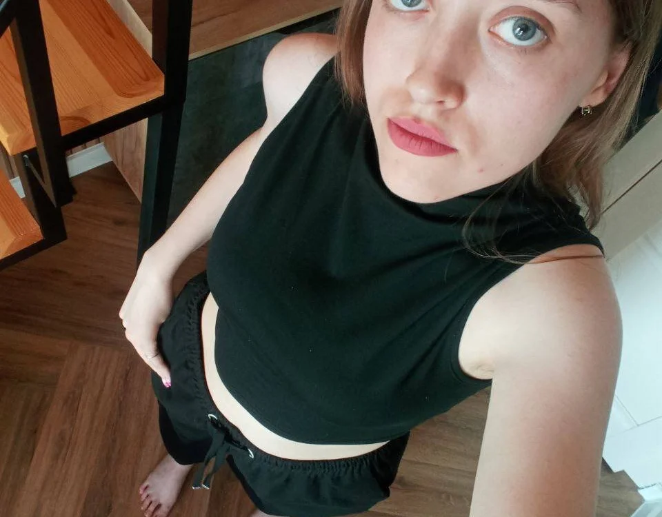 دردشة NenaWord الجنسية دون اتصال