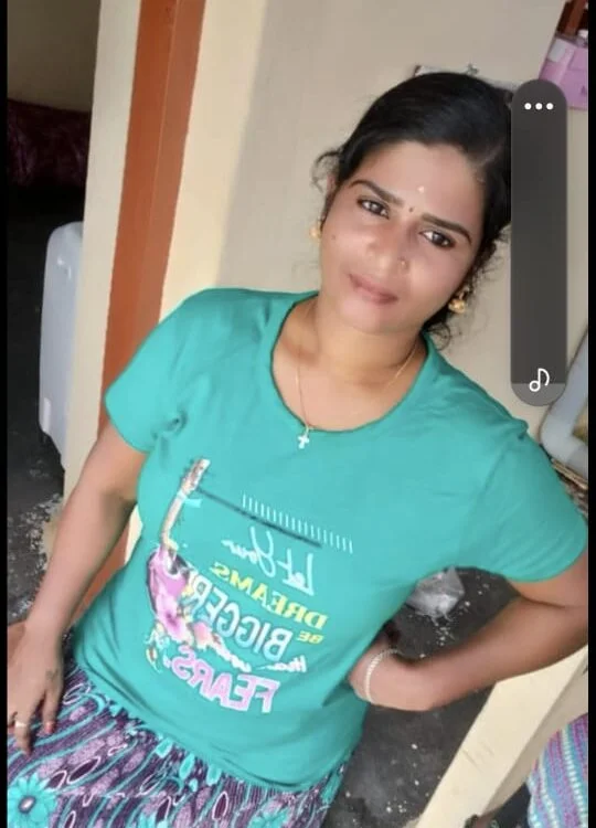 tamil_payan01 Offline XXX-chat