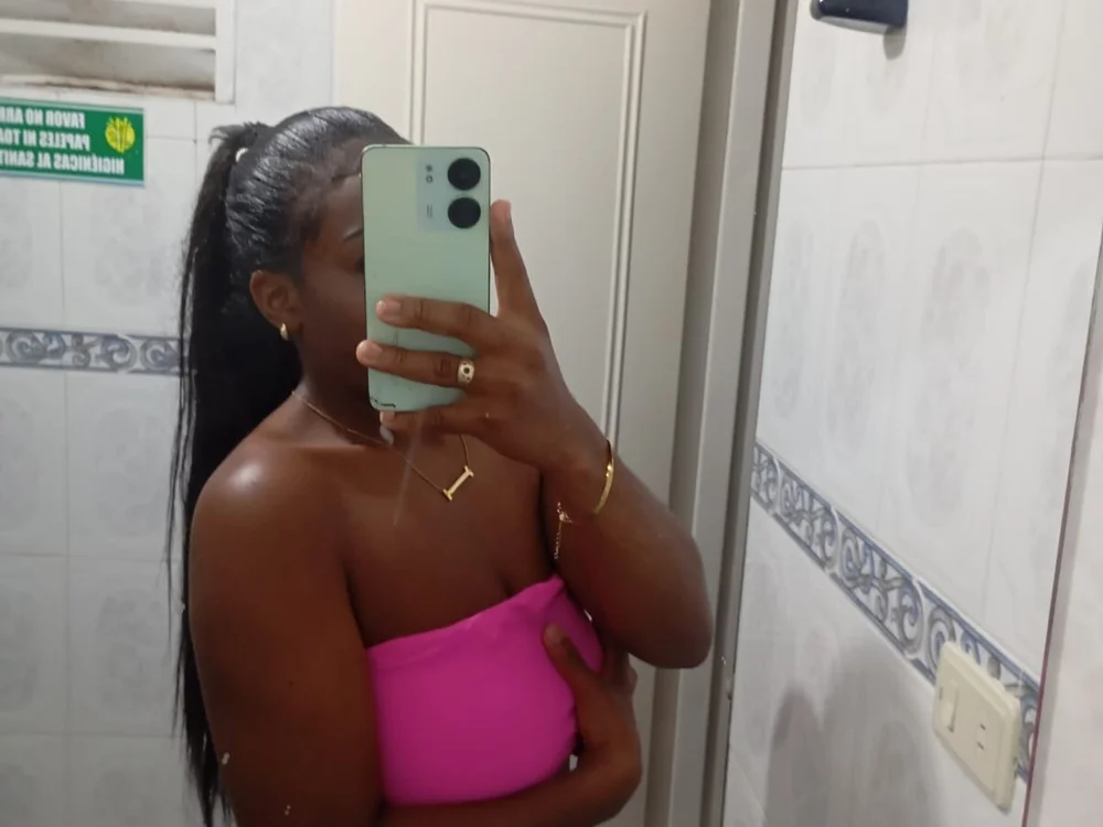 Lissa_Palacios' Offline XXX Chat