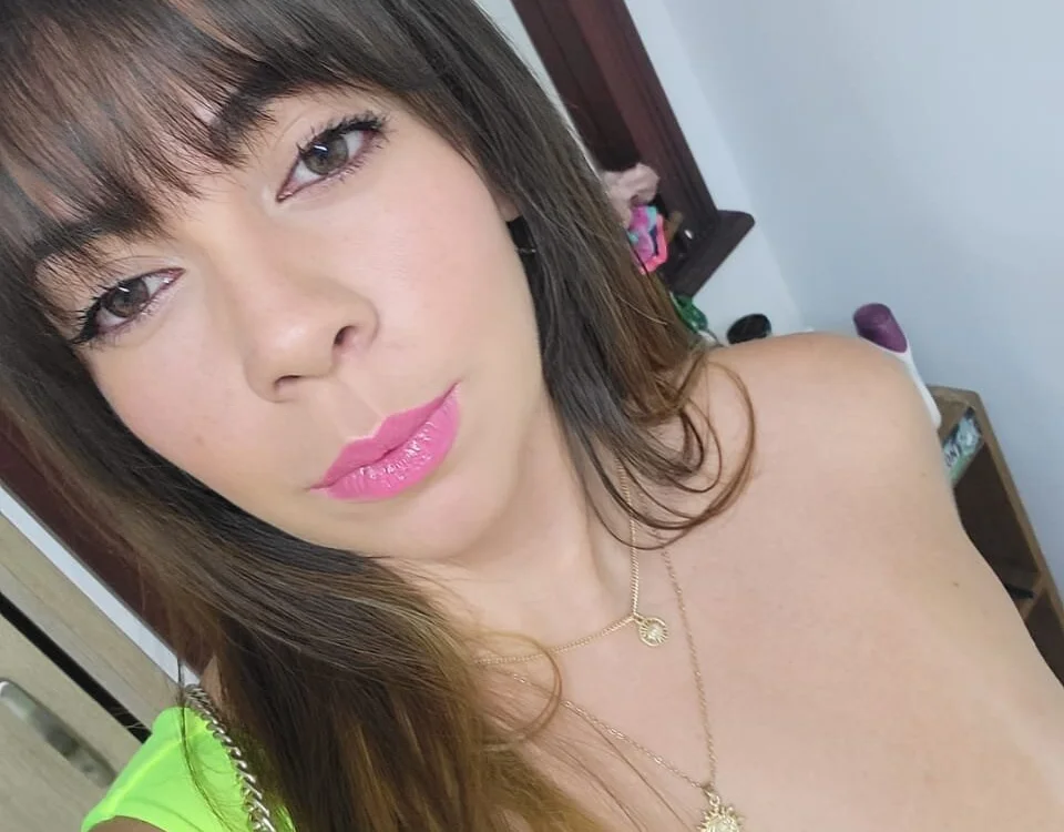 lilithlogan21's Offline Chat Room