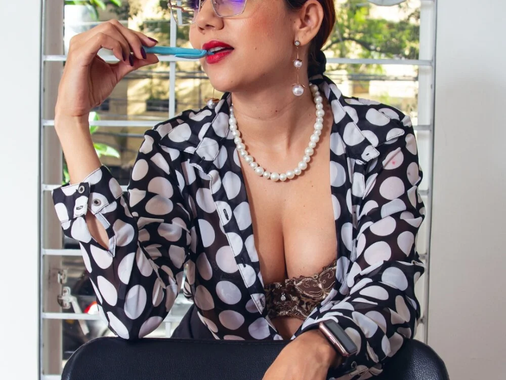 PerlaPalacioosのオフラインXXXチャット