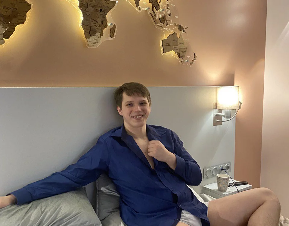 Offline XXX chat modela Evan_Boomer