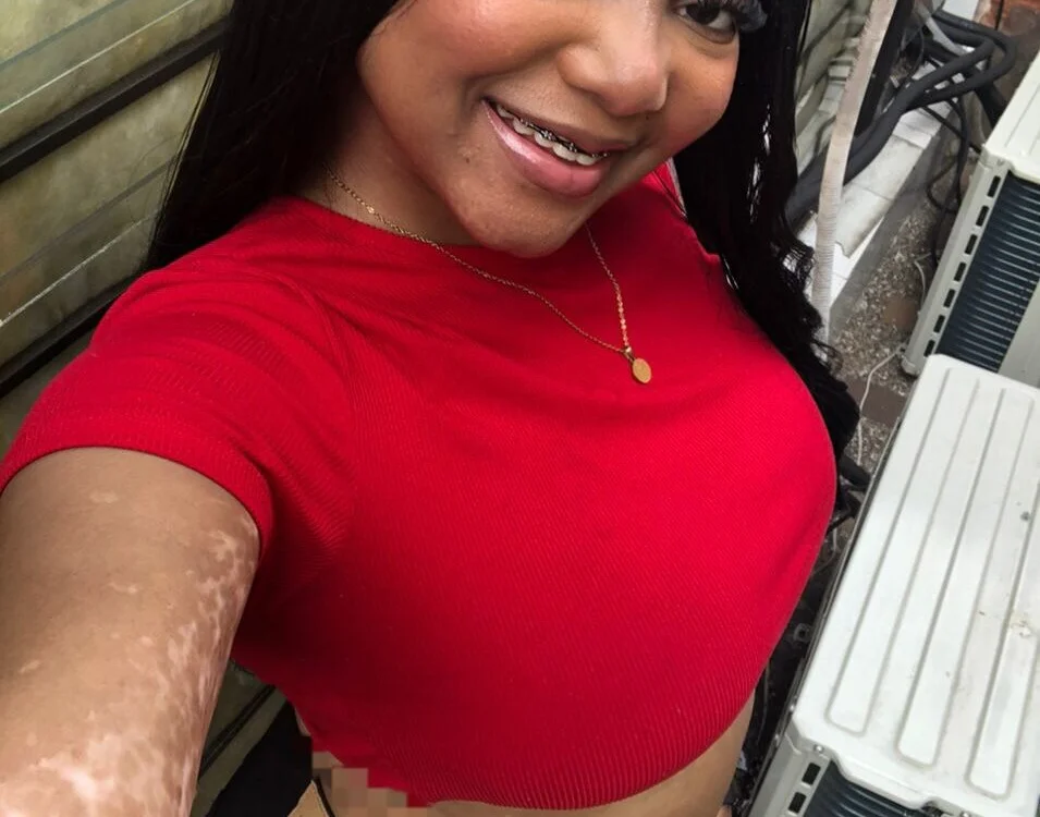 Chat XXX offline de ebony_rossee