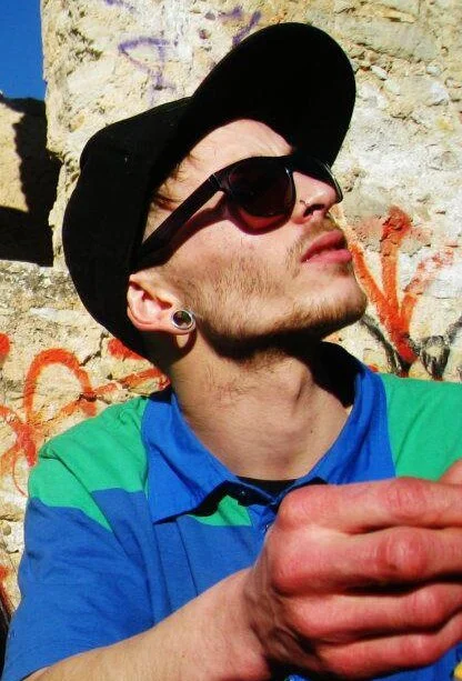 SexxxyLouis Offline XXX-chat