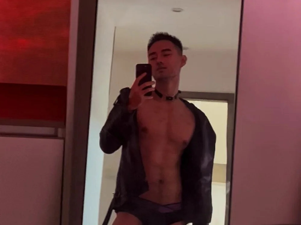 Ruize531 Chat XXX Ngoại tuyến