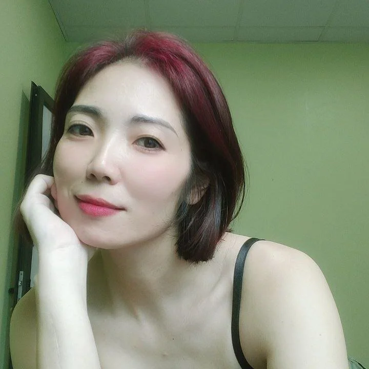 Miinn99 離線 XXX 聊天