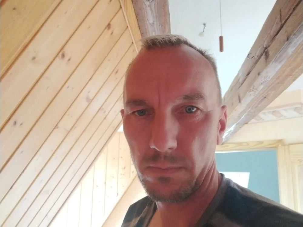 Schlingel20 offline chatrum