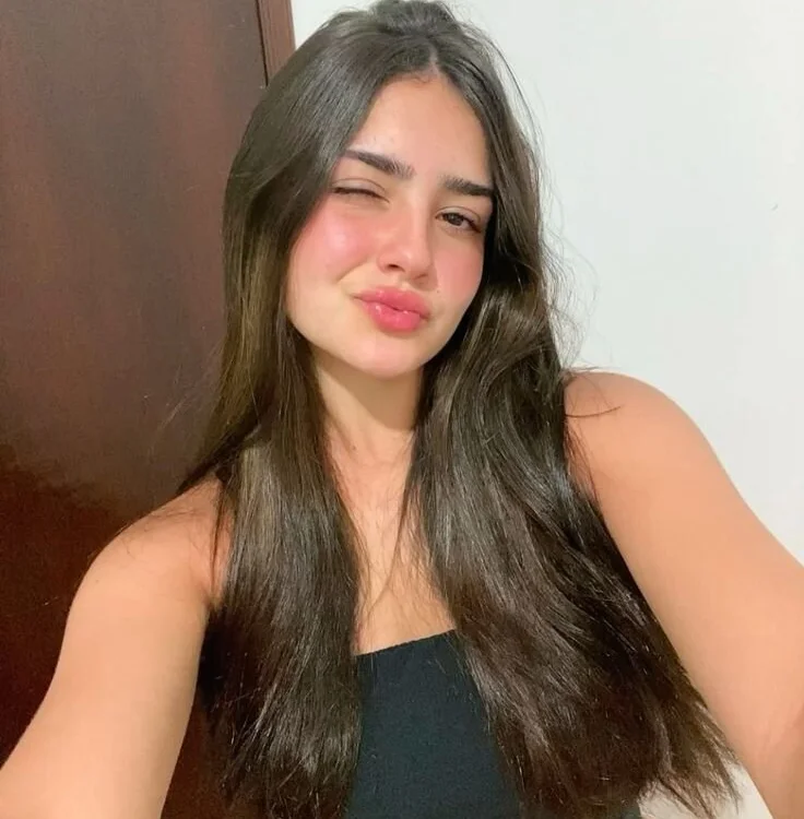 Reem-Arab69's Offline Chat Room