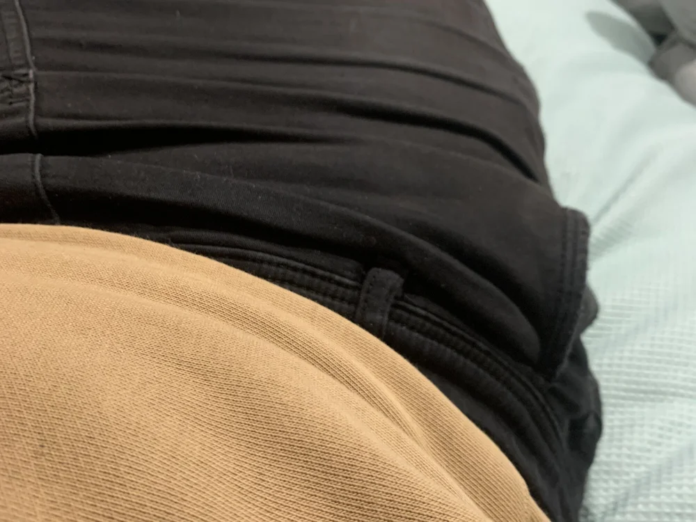 Couple_F32-M27's Offline XXX Chat