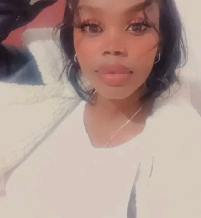 MILKYSEXYBOOBZ offline XXX-chat